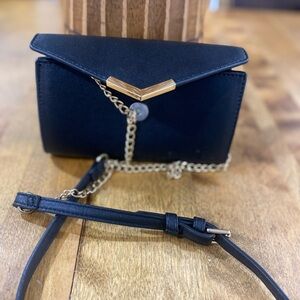 🔥Urban Expressions Hester Crossbody Purse